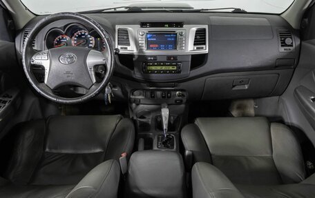 Toyota Hilux VII, 2013 год, 2 100 000 рублей, 14 фотография