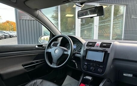 Volkswagen Golf V, 2004 год, 599 000 рублей, 8 фотография