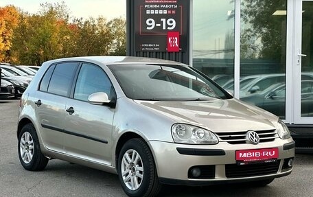 Volkswagen Golf V, 2004 год, 599 000 рублей, 3 фотография