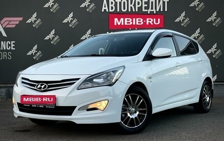 Hyundai Solaris II рестайлинг, 2015 год, 1 150 000 рублей, 3 фотография