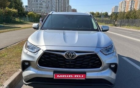 Toyota Highlander, 2023 год, 7 750 000 рублей, 18 фотография