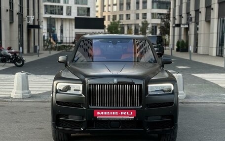 Rolls-Royce Cullinan, 2021 год, 55 000 000 рублей, 2 фотография