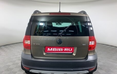 Skoda Yeti I рестайлинг, 2013 год, 1 202 000 рублей, 6 фотография