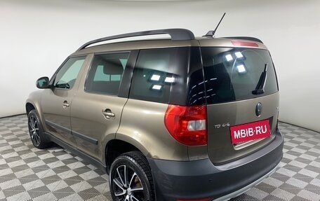 Skoda Yeti I рестайлинг, 2013 год, 1 202 000 рублей, 7 фотография