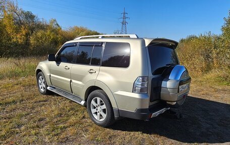 Mitsubishi Pajero IV, 2008 год, 1 800 000 рублей, 13 фотография