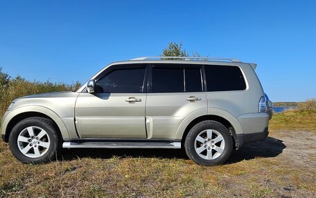 Mitsubishi Pajero IV, 2008 год, 1 800 000 рублей, 12 фотография