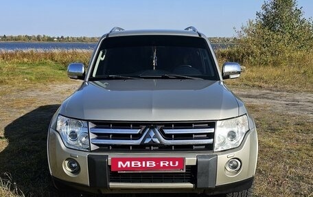 Mitsubishi Pajero IV, 2008 год, 1 800 000 рублей, 11 фотография