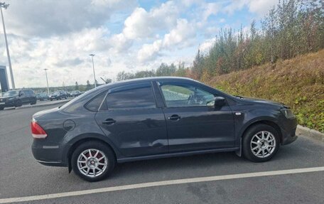 Volkswagen Polo VI (EU Market), 2010 год, 450 000 рублей, 2 фотография