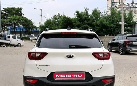 KIA Stonic, 2019 год, 1 480 000 рублей, 4 фотография