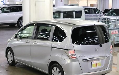 Honda Freed I, 2013 год, 780 000 рублей, 4 фотография