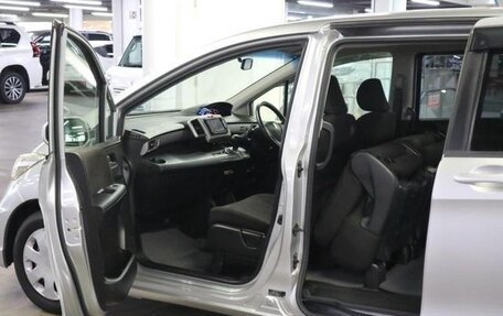 Honda Freed I, 2013 год, 780 000 рублей, 33 фотография