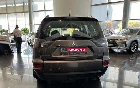 Mitsubishi Outlander III рестайлинг 3, 2011 год, 1 545 000 рублей, 6 фотография