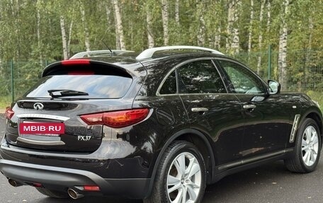 Infiniti FX II, 2012 год, 2 420 000 рублей, 8 фотография