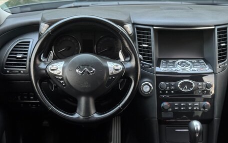 Infiniti FX II, 2012 год, 2 420 000 рублей, 29 фотография