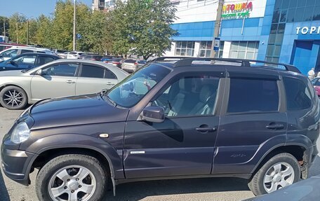 Chevrolet Niva I рестайлинг, 2012 год, 560 000 рублей, 7 фотография