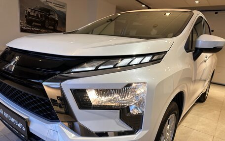 Mitsubishi Xpander, 2024 год, 3 200 000 рублей, 3 фотография