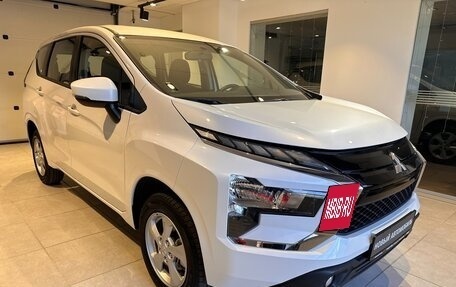 Mitsubishi Xpander, 2024 год, 3 200 000 рублей, 6 фотография