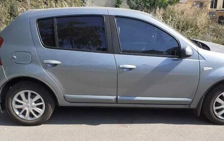 Renault Sandero I, 2010 год, 690 000 рублей, 4 фотография