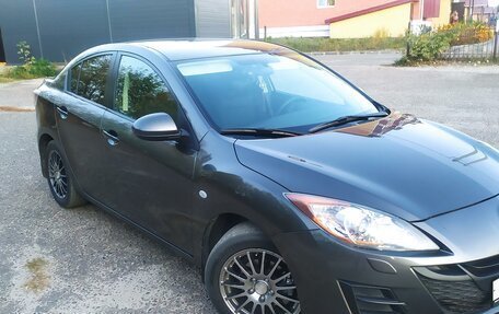 Mazda 3, 2011 год, 1 000 000 рублей, 2 фотография