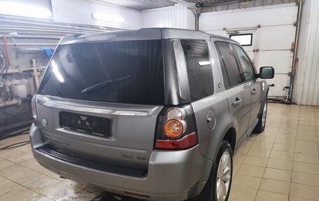 Land Rover Freelander II рестайлинг 2, 2013 год, 1 699 000 рублей, 4 фотография