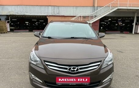 Hyundai Solaris II рестайлинг, 2015 год, 1 470 000 рублей, 15 фотография