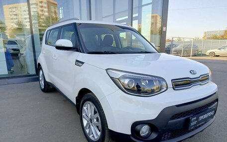 KIA Soul II рестайлинг, 2017 год, 1 885 000 рублей, 3 фотография