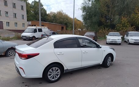 KIA Rio IV, 2019 год, 900 000 рублей, 4 фотография