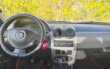 Renault Logan I, 2011 год, 580 000 рублей, 10 фотография