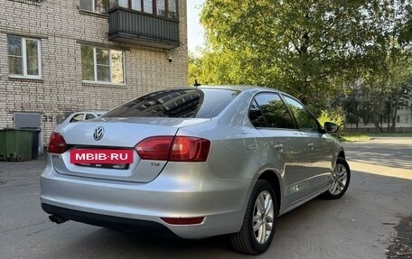 Volkswagen Jetta VI, 2012 год, 775 000 рублей, 4 фотография