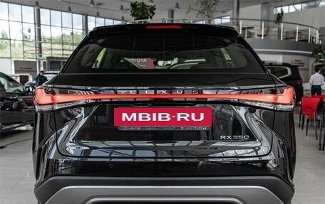 Lexus RX IV рестайлинг, 2024 год, 11 750 000 рублей, 4 фотография