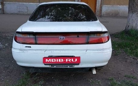 Toyota Carina, 1994 год, 170 000 рублей, 2 фотография