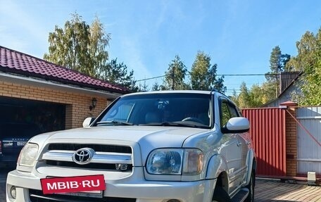 Toyota Sequoia II рестайлинг, 2004 год, 1 980 000 рублей, 2 фотография