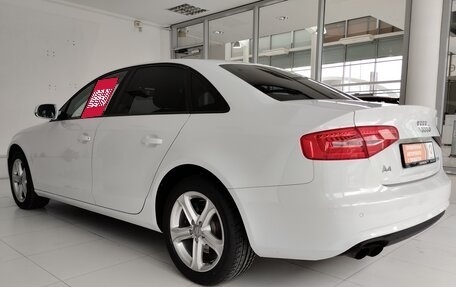 Audi A4, 2015 год, 1 690 000 рублей, 4 фотография