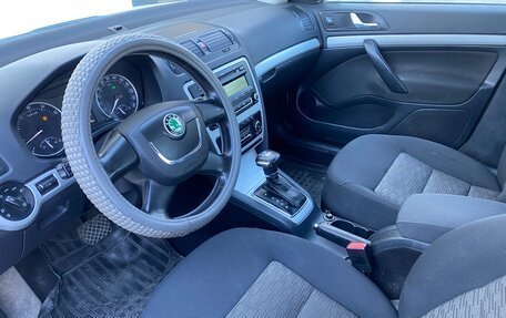 Skoda Octavia, 2011 год, 870 000 рублей, 9 фотография