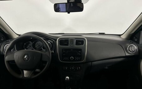 Renault Logan II, 2018 год, 860 000 рублей, 7 фотография