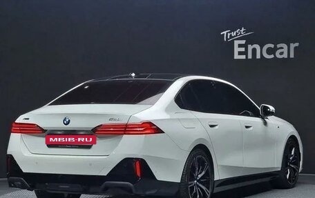 BMW 5 серия, 2024 год, 9 900 000 рублей, 2 фотография