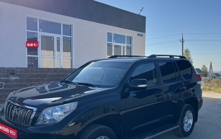 Toyota Land Cruiser Prado 150 рестайлинг 2, 2013 год, 3 550 000 рублей, 2 фотография