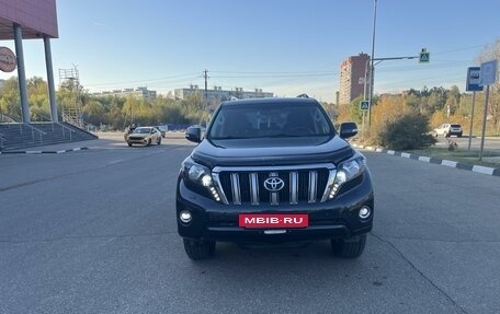 Toyota Land Cruiser Prado 150 рестайлинг 2, 2010 год, 2 800 000 рублей, 6 фотография