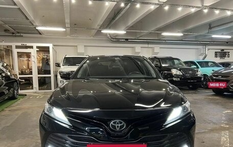 Toyota Camry, 2019 год, 2 965 000 рублей, 4 фотография