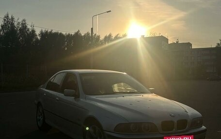 BMW 5 серия, 1998 год, 500 000 рублей, 2 фотография