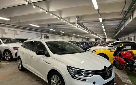 Renault Megane IV, 2018 год, 1 599 000 рублей, 2 фотография