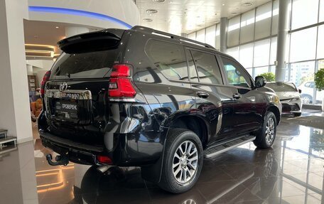 Toyota Land Cruiser Prado 150 рестайлинг 2, 2018 год, 5 618 000 рублей, 5 фотография