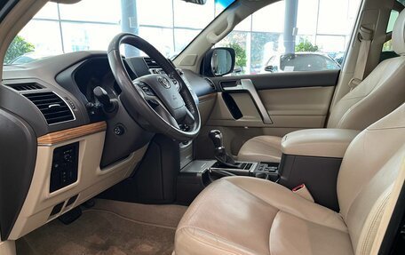 Toyota Land Cruiser Prado 150 рестайлинг 2, 2018 год, 5 618 000 рублей, 16 фотография