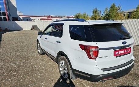 Ford Explorer VI, 2018 год, 2 790 000 рублей, 5 фотография