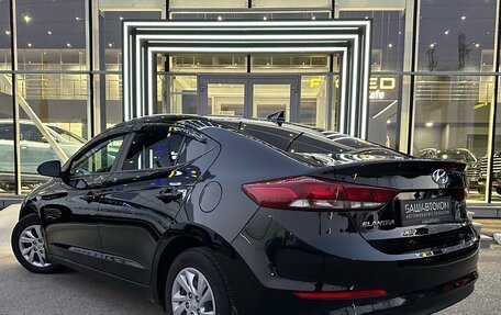 Hyundai Elantra VI рестайлинг, 2017 год, 1 670 000 рублей, 5 фотография