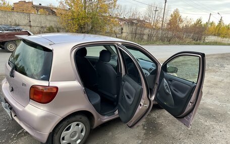 Toyota Vitz, 2002 год, 500 000 рублей, 2 фотография