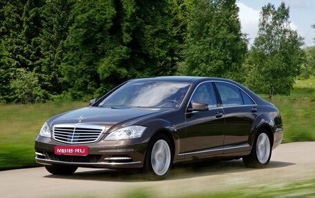 Mercedes-Benz S-Класс, 2011 год, 2 250 000 рублей, 1 фотография