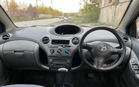 Toyota Vitz, 2002 год, 500 000 рублей, 11 фотография