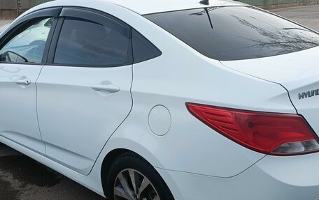 Hyundai Solaris II рестайлинг, 2015 год, 1 325 000 рублей, 15 фотография