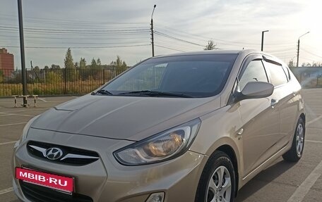 Hyundai Solaris II рестайлинг, 2013 год, 1 070 000 рублей, 6 фотография